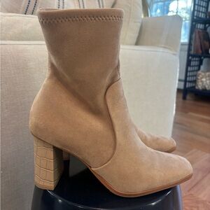 Dolce Vita Tan  block heel booties